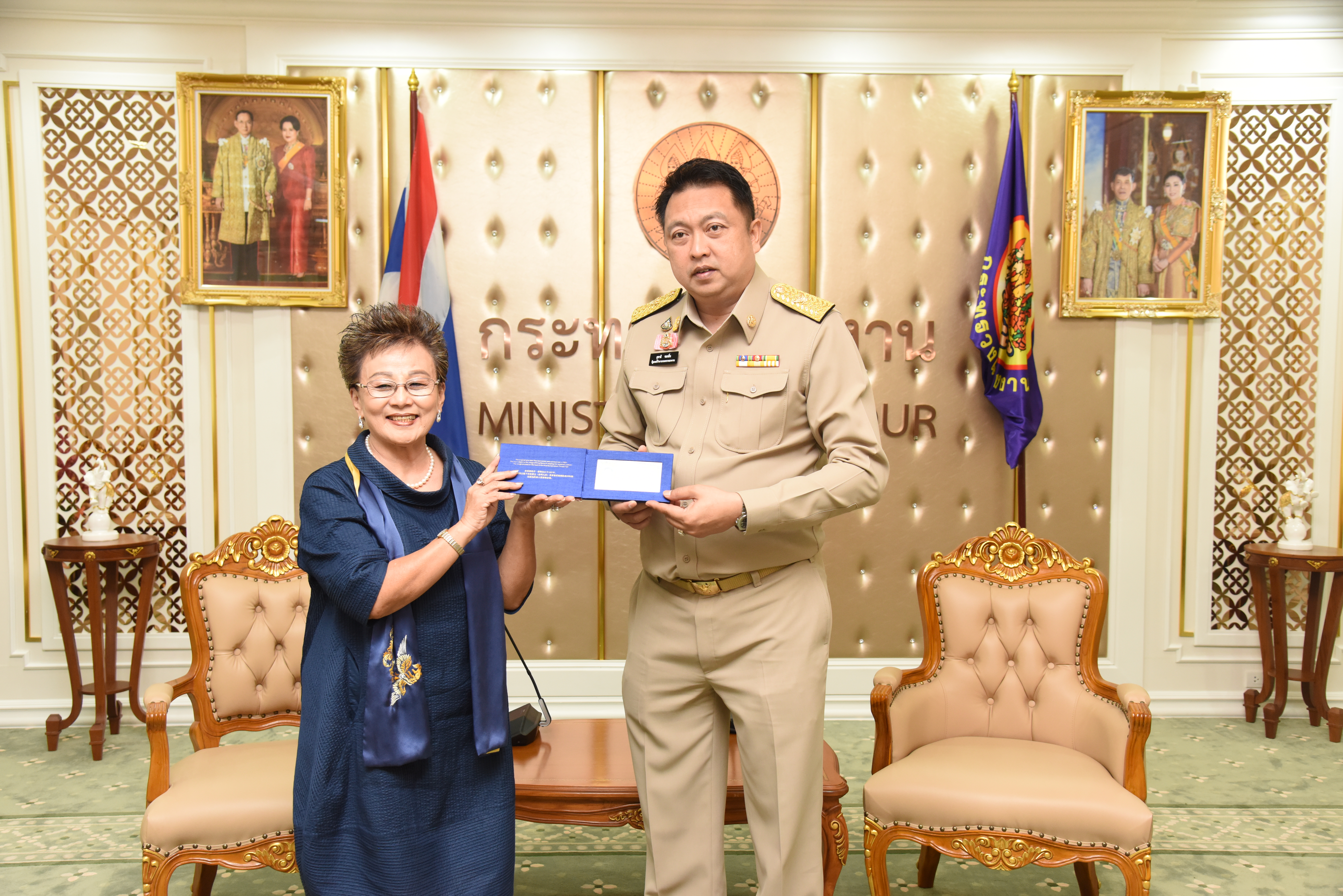 samakom Labour Minister Welcomes the Fujian Anxi Thai-Chinese Trade Association -  Ministry of Labour