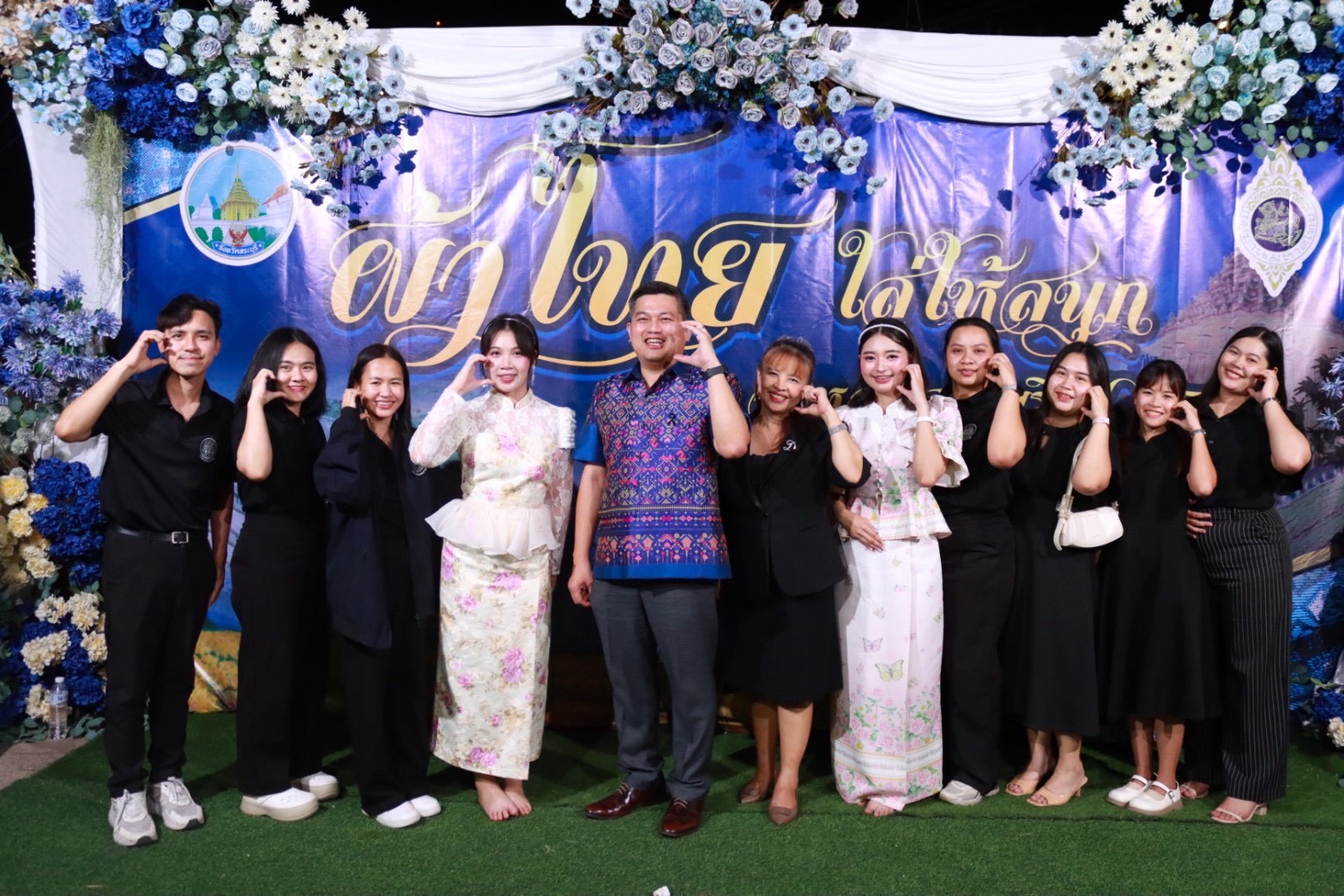 แรงงานจังหวัดสระบุรี ร่วมกิจกรรมเดินแบบผ้าไทยการกุศล “ผ้าไทย ใส่ให้สนุก” ของจังหวัดสระบุรี ในงานของดีสระบุรีและงานกาชาด ประจำปี 2569